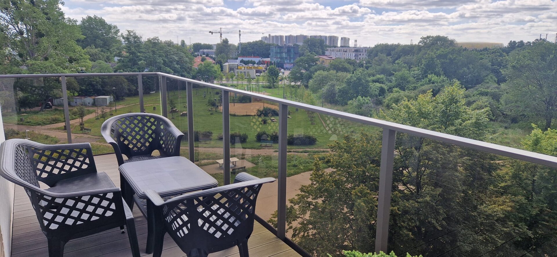 Apartment 7B — bedroom