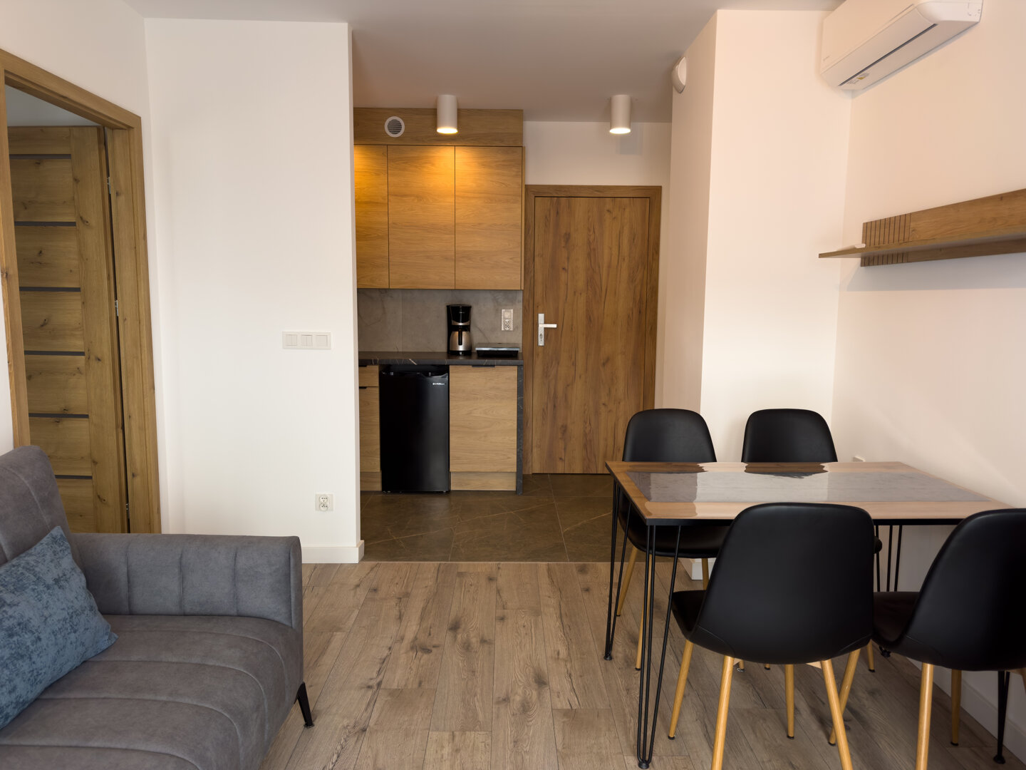 Apartament 8E — 2
